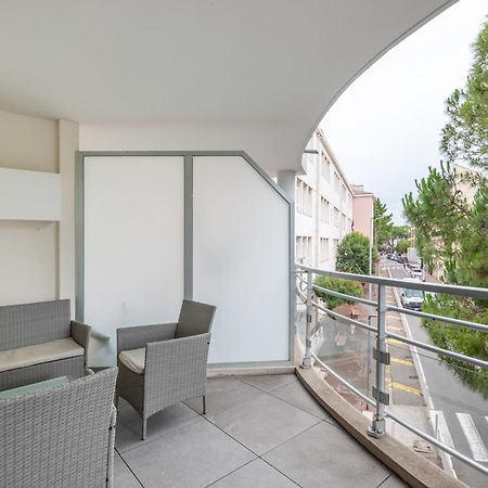 Le Printemps, Centre Juan Les Pins , 100M Des Plages, 70M De La Gare De Juan Les Pins Антіб Екстер'єр фото